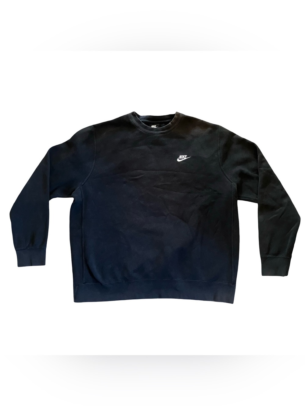Nike Sportswear Club Fleece Men XL Crew
Sweatshirt XL Black Distressed Sun Faded